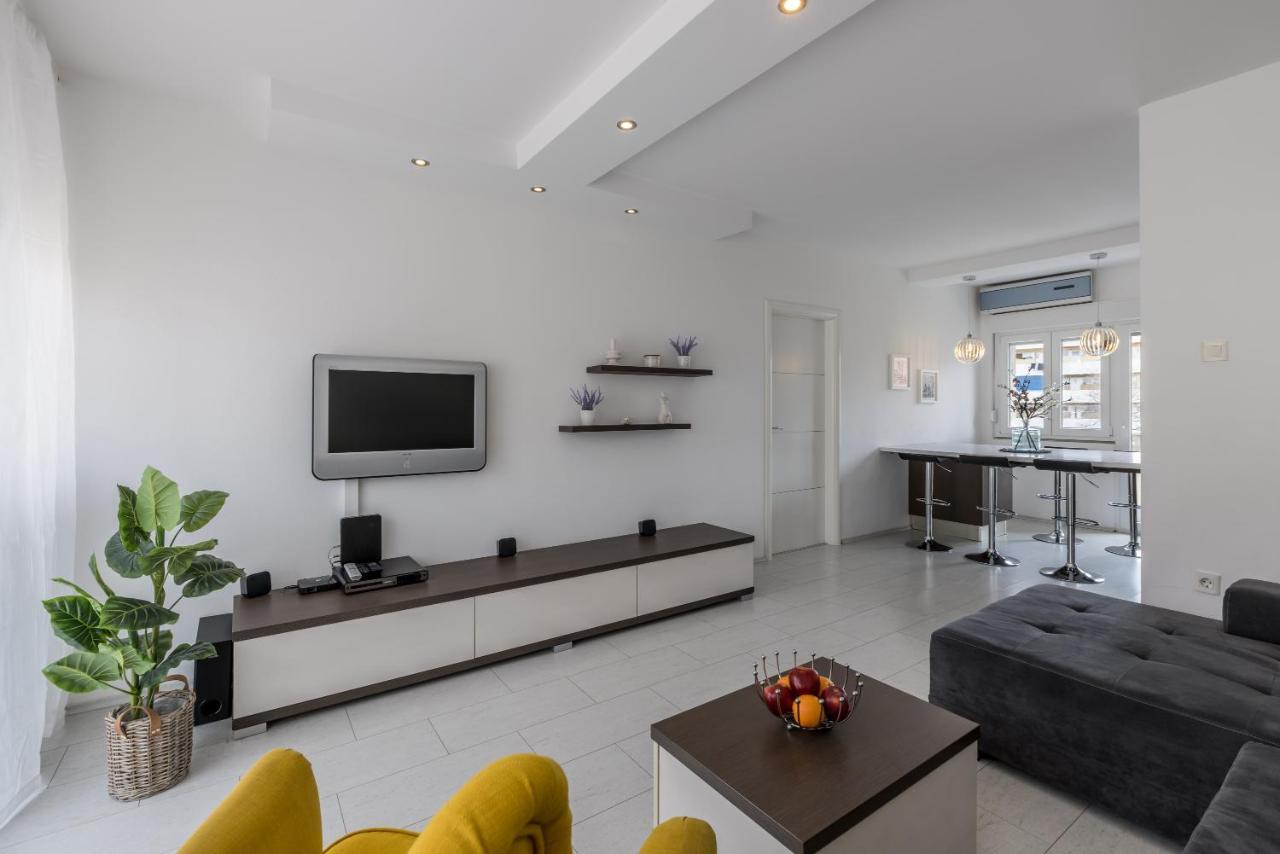 Doors Of West Apartment สปลิท ภายนอก รูปภาพ